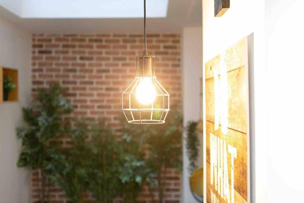Loft De Courcaille - Balneo - Free Parking - Wifi Apartment Orleans Ngoại thất bức ảnh