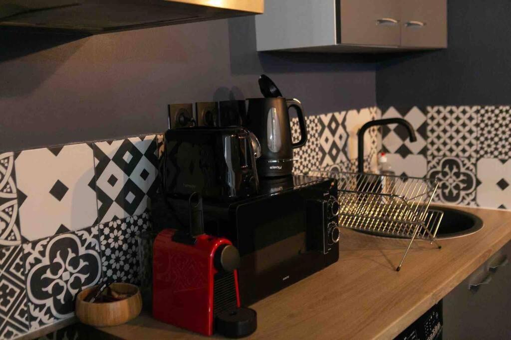 Loft De Courcaille - Balneo - Free Parking - Wifi Apartment Orleans Ngoại thất bức ảnh
